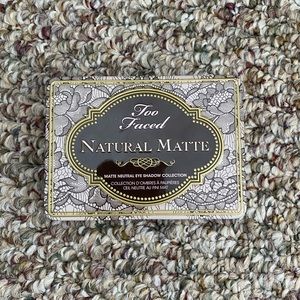 Too faced natural matte palette